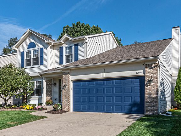 2nd image of 37910 Chase Ct