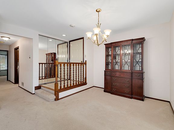 3rd image of 739 Birchwood Ct #17-A