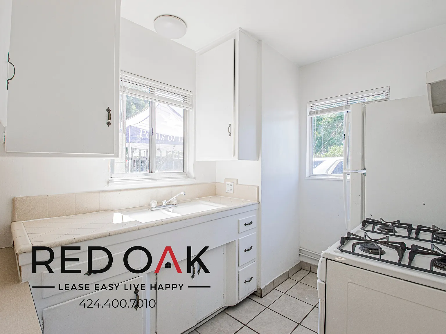6803 Long Beach Blvd — Photo 2