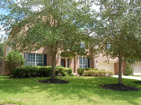 2nd image of 15010 Summer Knoll Ln