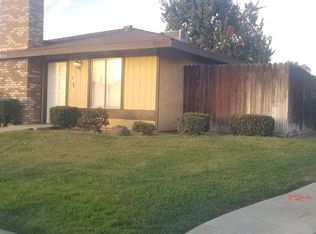 N. Halfmoon Dr. 2, Bakersfield, CA 93309