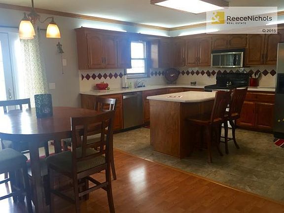 5th image of 202 Mesa Dr
