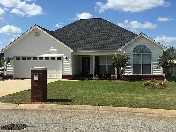 2nd image of 105 Melvina Dr