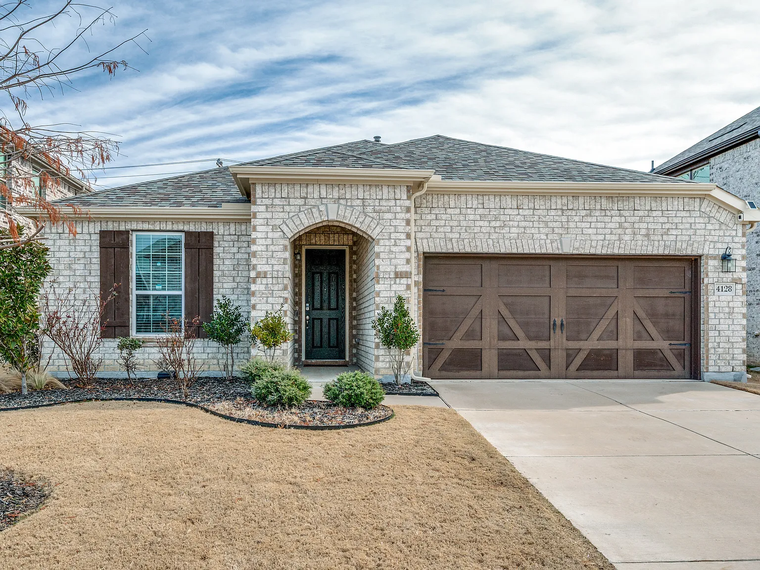 4 bed, 2141 sqft, $2,750 — Photo 1