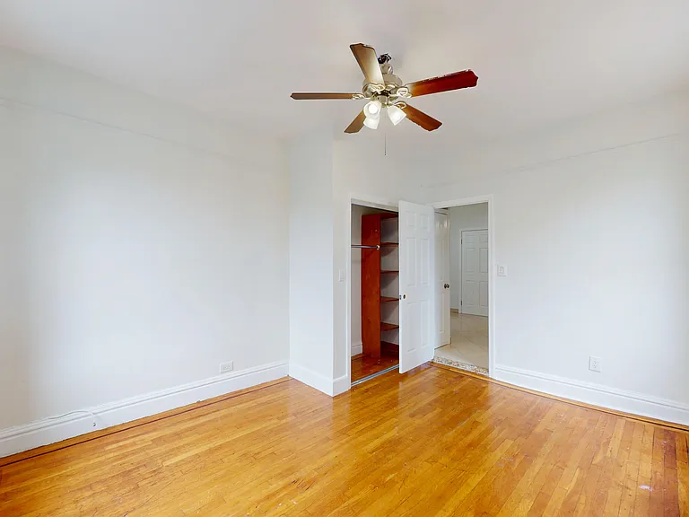 610 W 196th St #6A — Photo 4