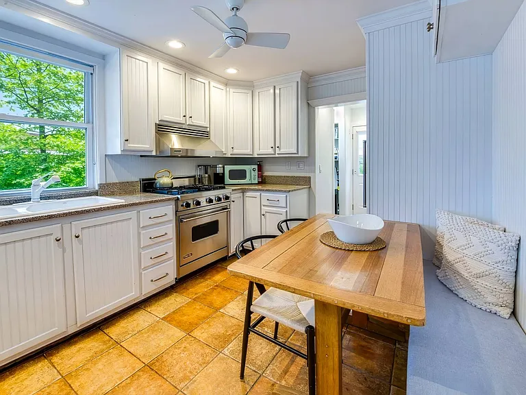 6 Wickatuck Dr — Photo 12