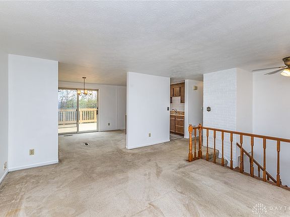 5th image of 1171 Bailey Ave
