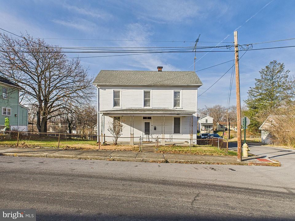 1st image of 210 Gussie Ave