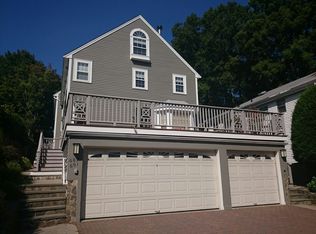 691 Hammond St, Brookline, MA 02467