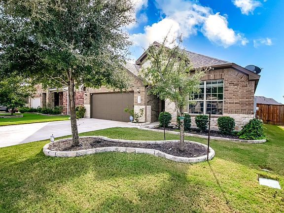 4th image of 3630 Esperanza Dr