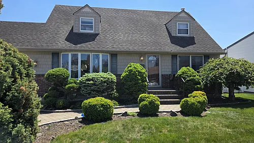 41 Ontario Ave Photo 1