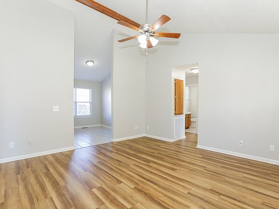 4th image of 420 Wildwood Dr