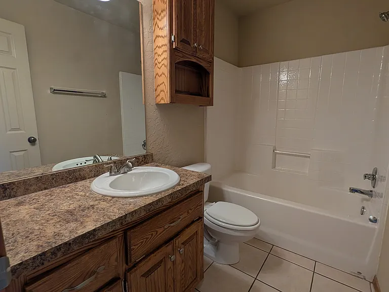 917 SW 37th St #917 — Photo 14