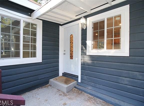 4th image of 831 Lake View Ln