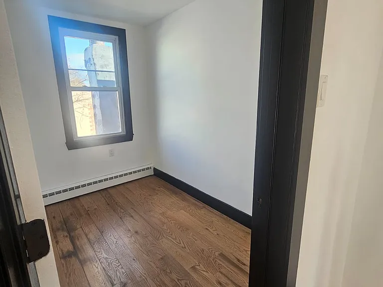 138 Broadway — Photo 13