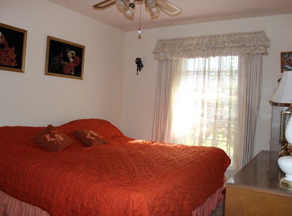 4th image of 414 Green Ave