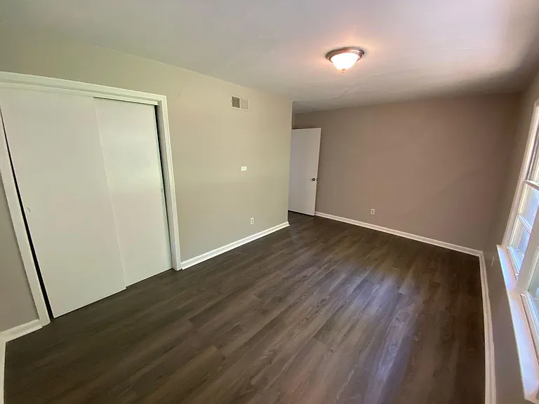 1346 Wedgewood Dr — Photo 30