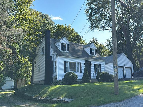 3rd image of 426 Central Ave