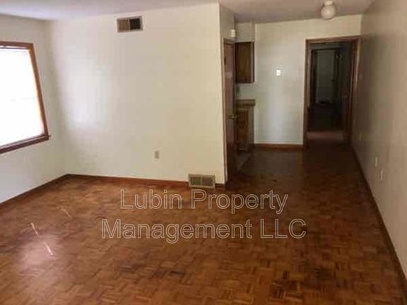 3rd image of 3525 Clayphil Ave