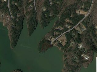 101 N Alexander Creek Rd, Newnan, GA 30263