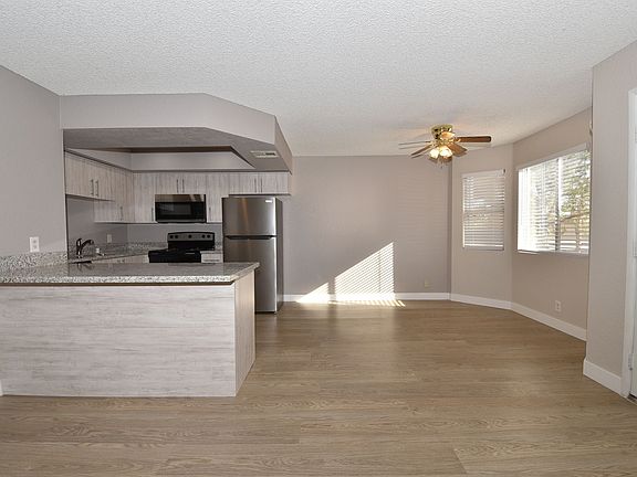 3rd image of 1305 Pinto Rock Ln Unit 202