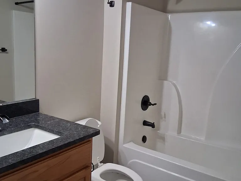 251 Nancy St #B — Photo 14