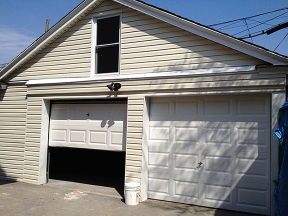 3rd image of 11438 135th St