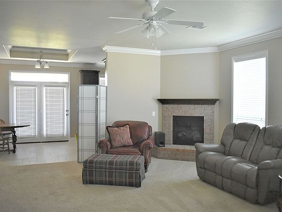 2nd image of 5911 N Canyon Ct