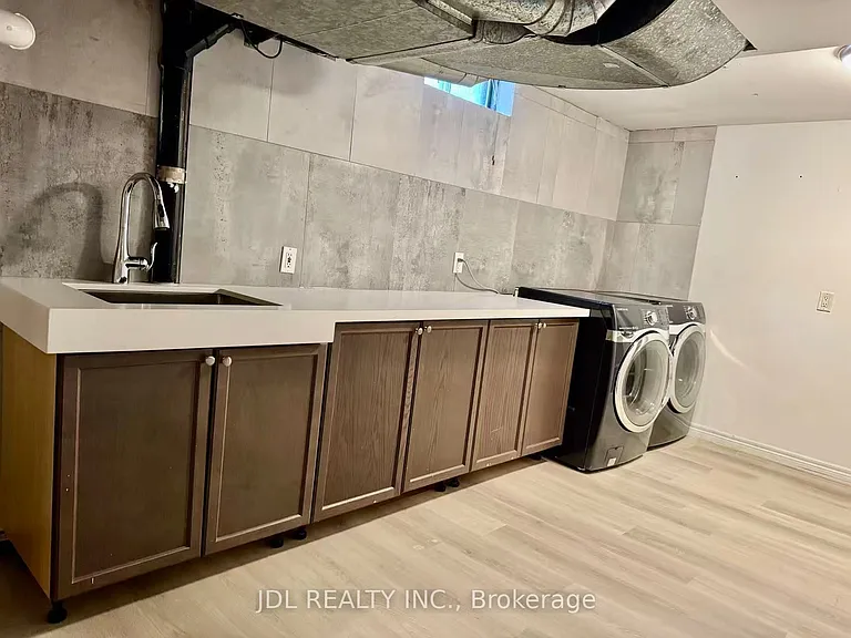 18 Findhorn Cres — Photo 24