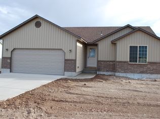 5386 E Elliott Dr, Iona, ID 83427