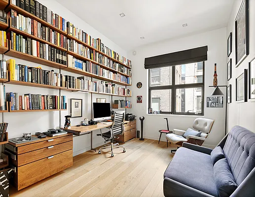 Sold by Compass | media 10