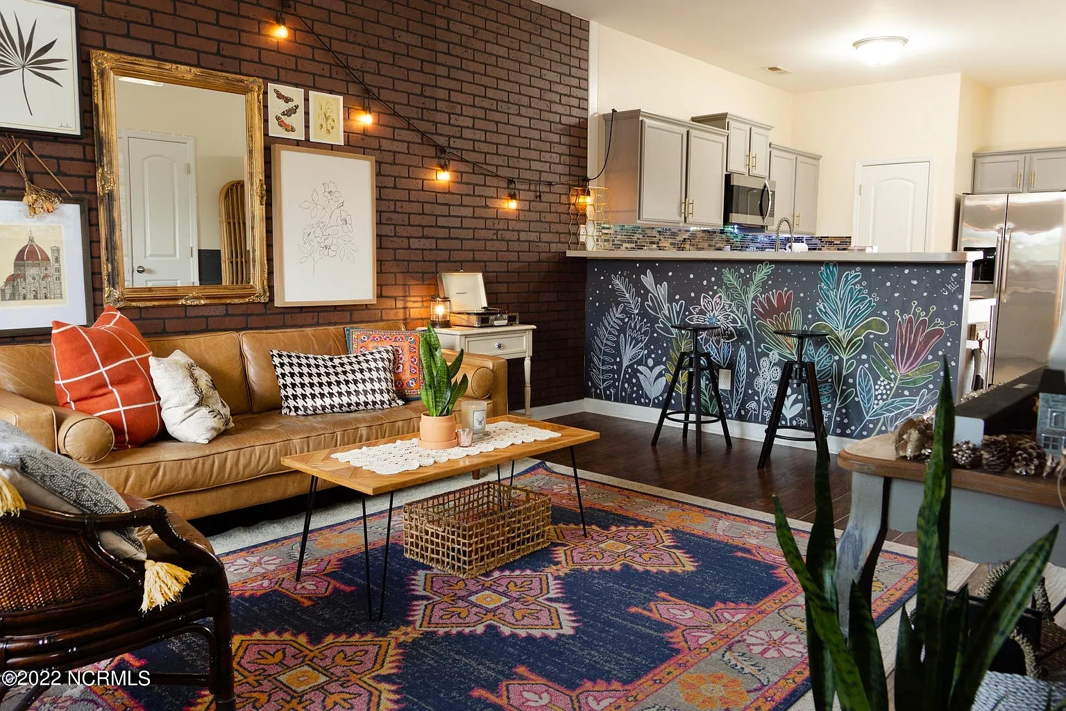 2 bed, 1120 sqft, $1,750 — Photo 4