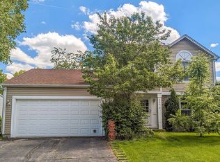 233 Dickens Trl, Elgin, IL 60120