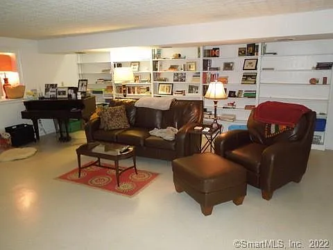 37 Wooster Pl #LL — Photo 10