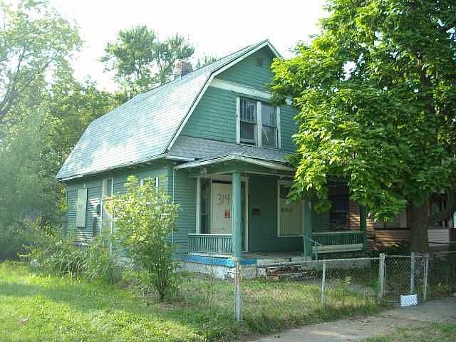 1st image of 314 N Tacoma Ave