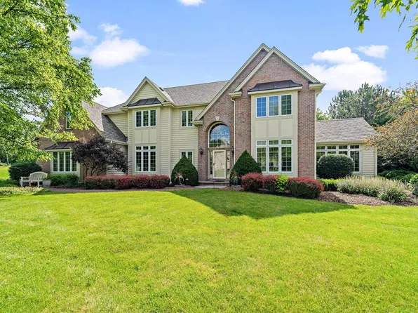 10618 North Turnberry DRIVE, Mequon, WI 53092