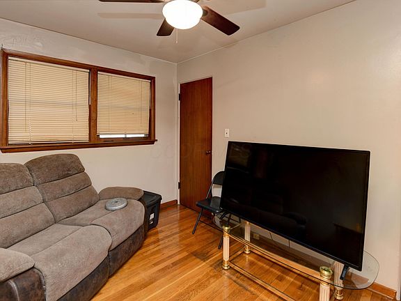 5th image of 824 S Ashburton Rd