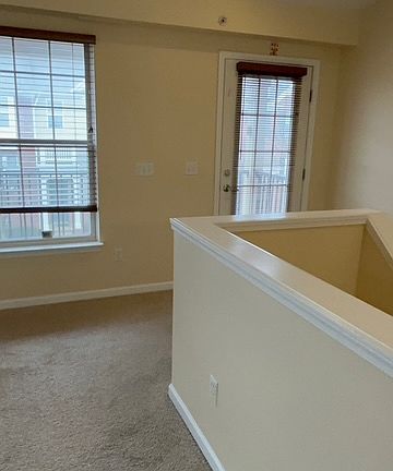 5th image of 28017 Hopkins Dr