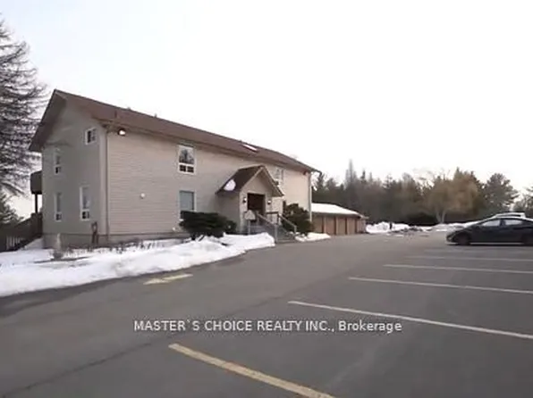 13256 Leslie St #5, Richmond Hill, ON L4E 1A2