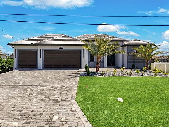 4th image of 2833 SW 25th AVE