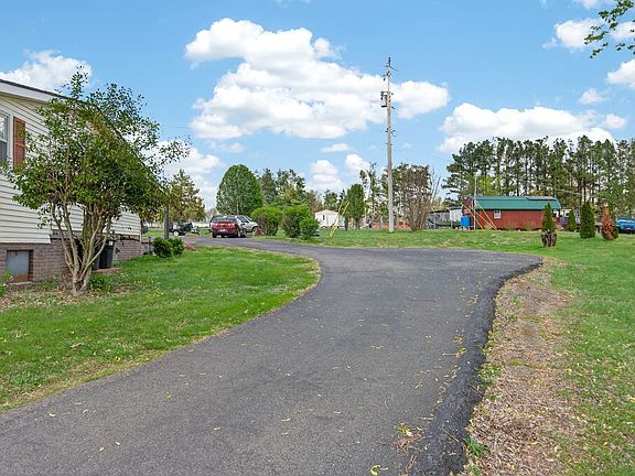 4th image of 195 Mitchell Rd