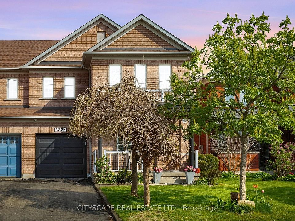 1st image of 3324 Equestrian Cres