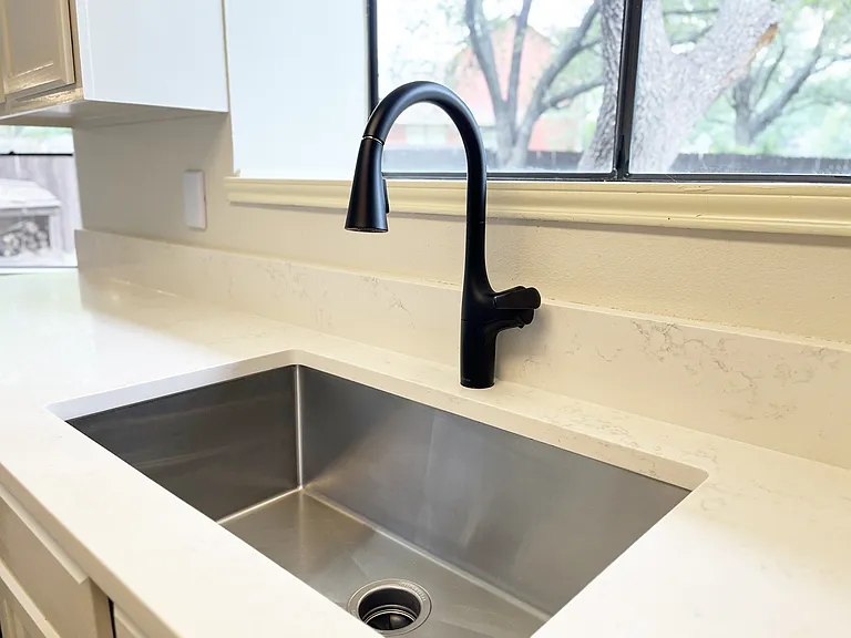 2100 Waterway Bnd — Photo 12