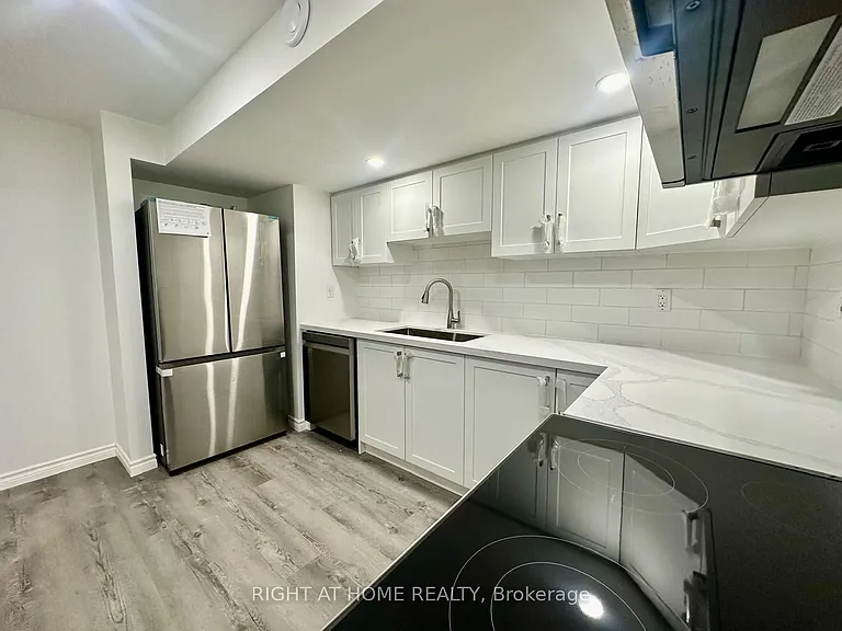295 Gillespie Dr — Photo 5
