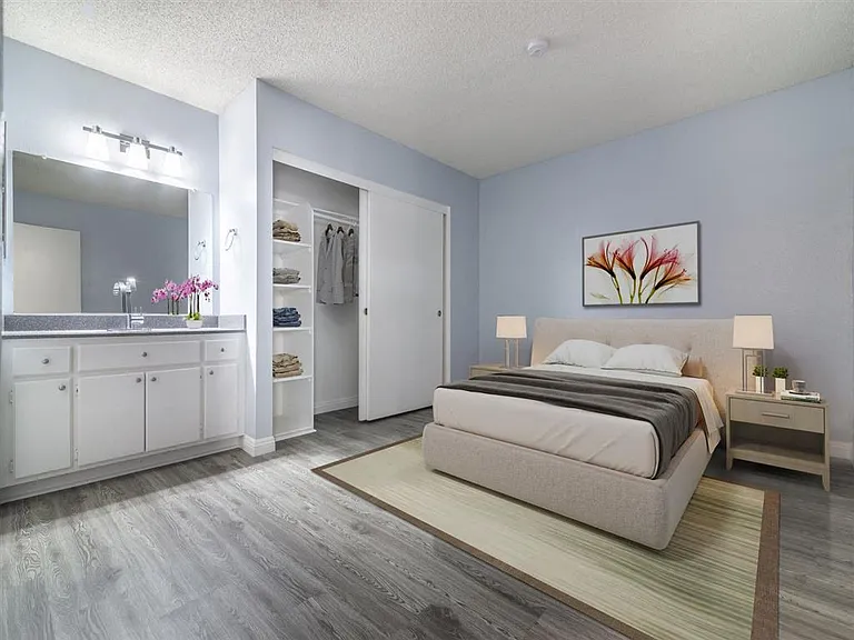 Nova Pointe Apartments — Photo 2