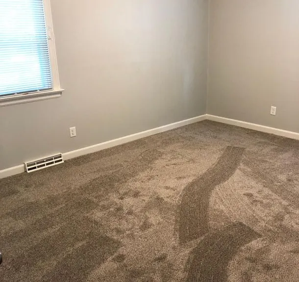 1608 Barberry Ln — Photo 8