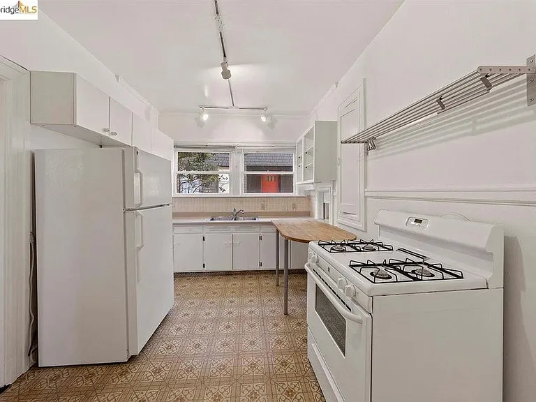 429 Euclid Ave #A — Photo 10