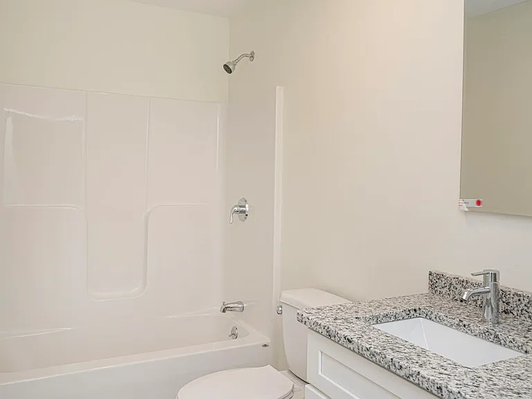 984 Sharon St #304 — Photo 5