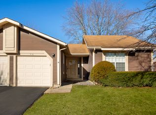 506 Lasalle Ln, Buffalo Grove, IL 60089