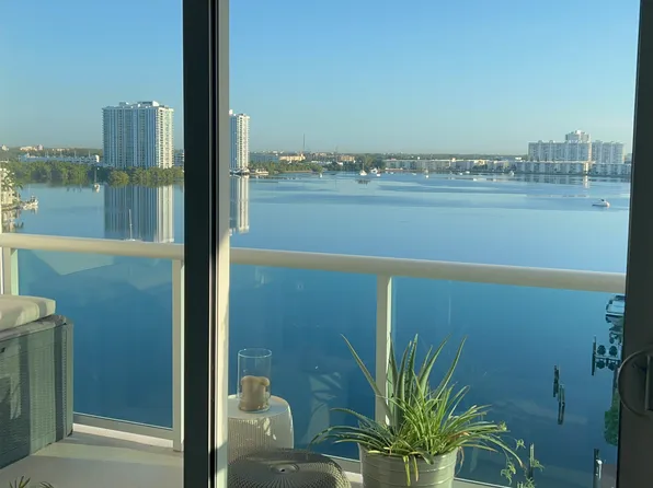 2841 NE 163rd St APT 1105, North Miami Beach, FL 33160